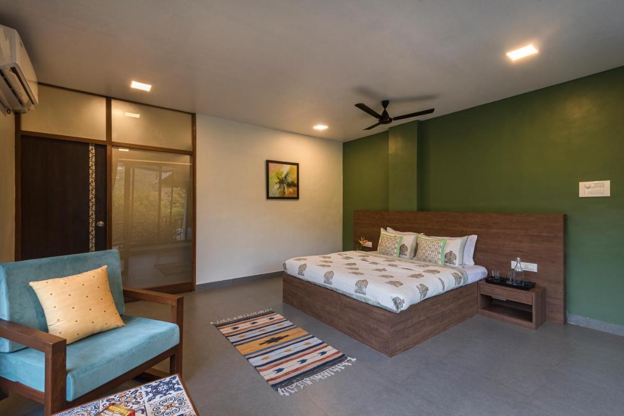 Saffronstays Mountain Aer, คาร์จัต ภายนอก รูปภาพ